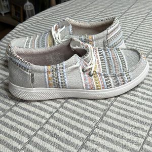 Women’s Bob’s memory foam shoes size 10